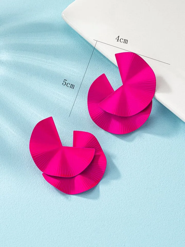 1pair geometric metallic stud earrings in hot pink