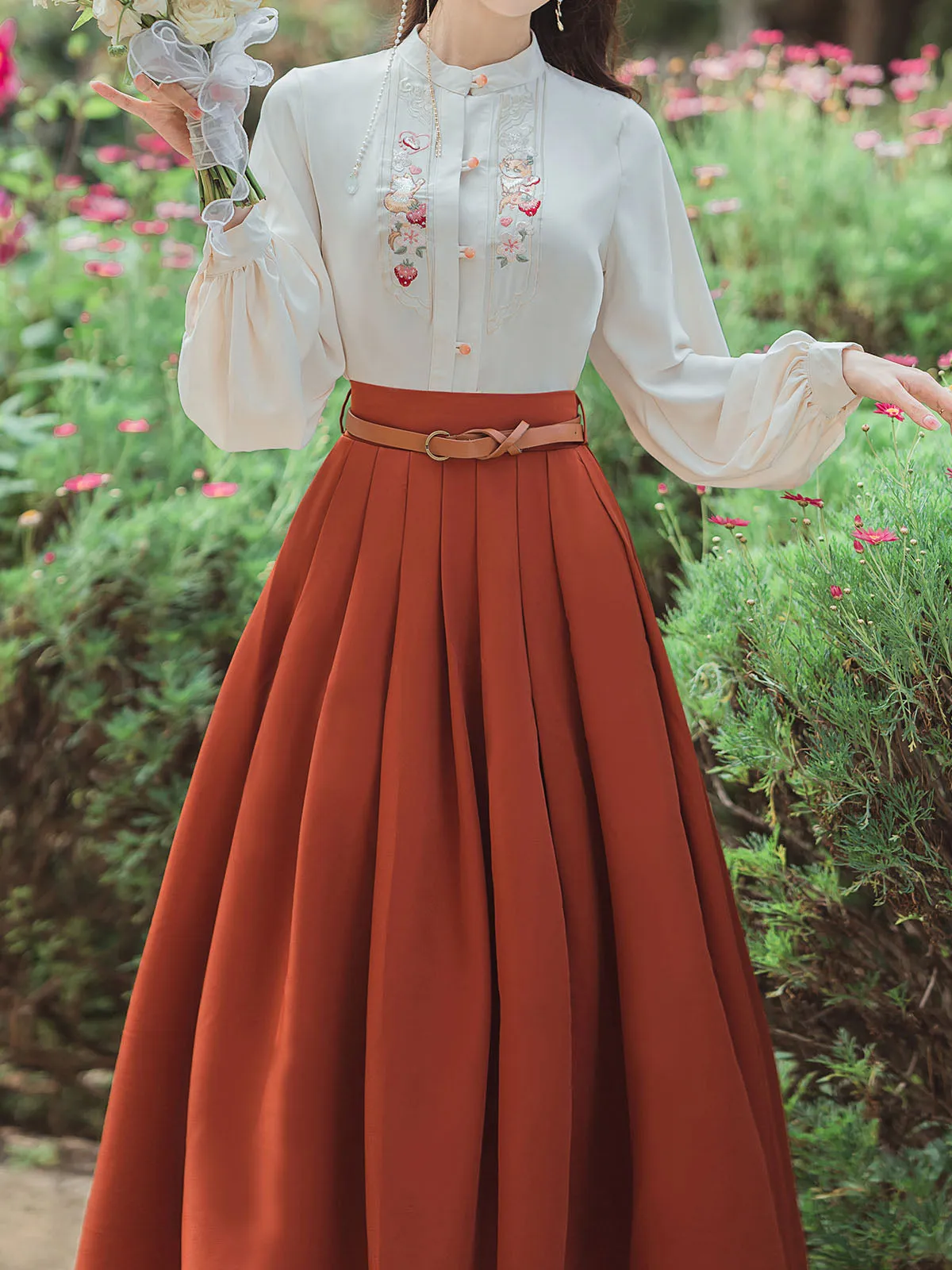 2PS 1950S White Cat Embroidered Long Sleeve Shirt And Orange Swing Skirt Suit