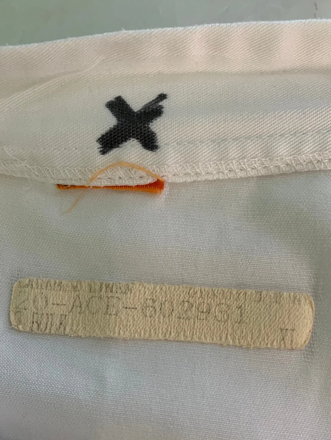 Chef Jacket Unisex XLG White, Fabric Buttons- Preowned / Vintage