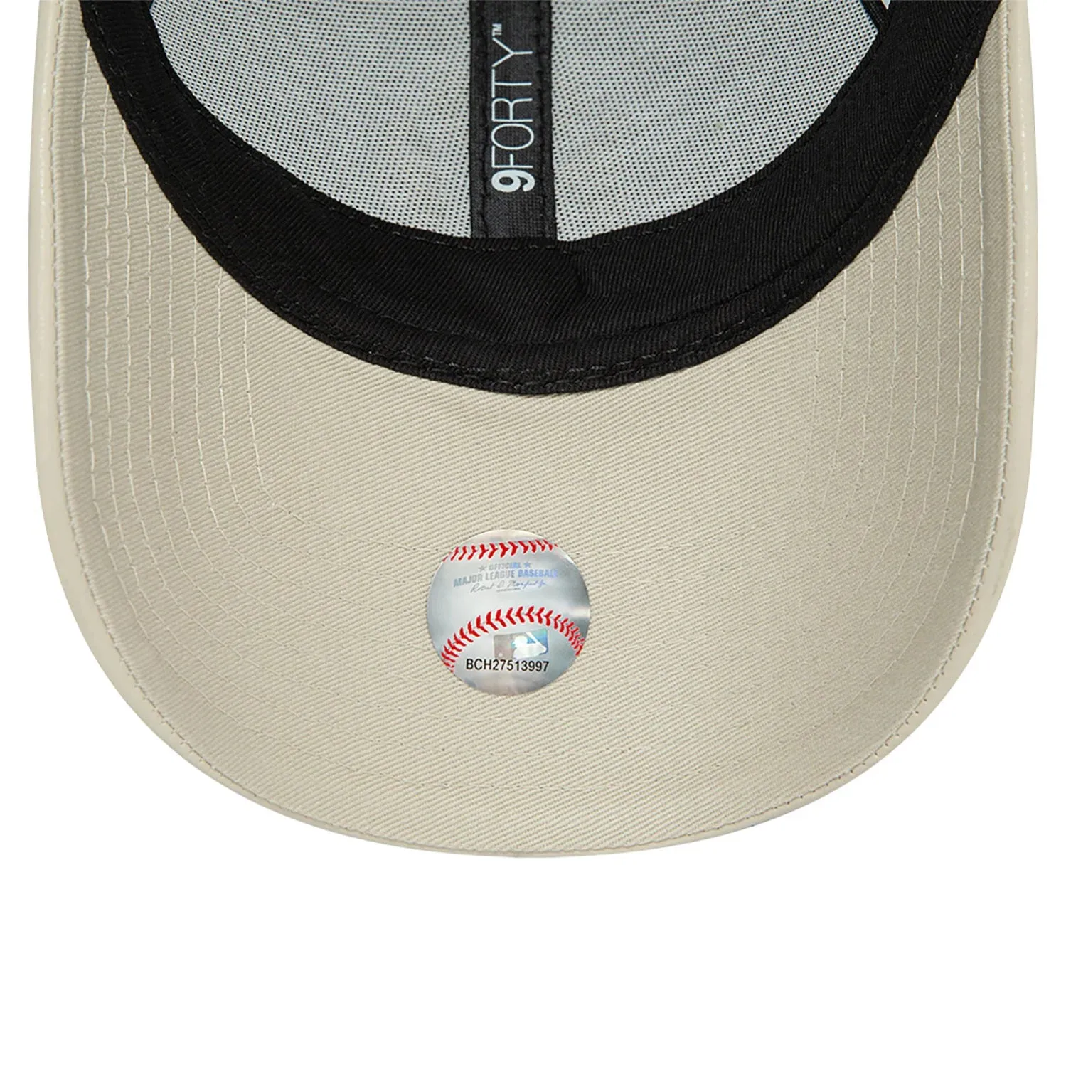 NEW ERA New York Yankees Faux Leather Womens Light Beige 9FORTY Adjustable Cap