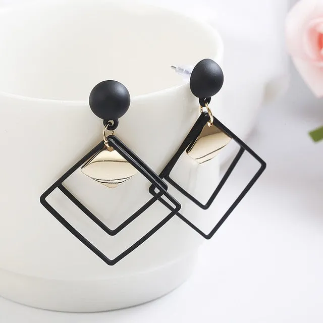 Vintage Geometric Gold Asymmetric Earring