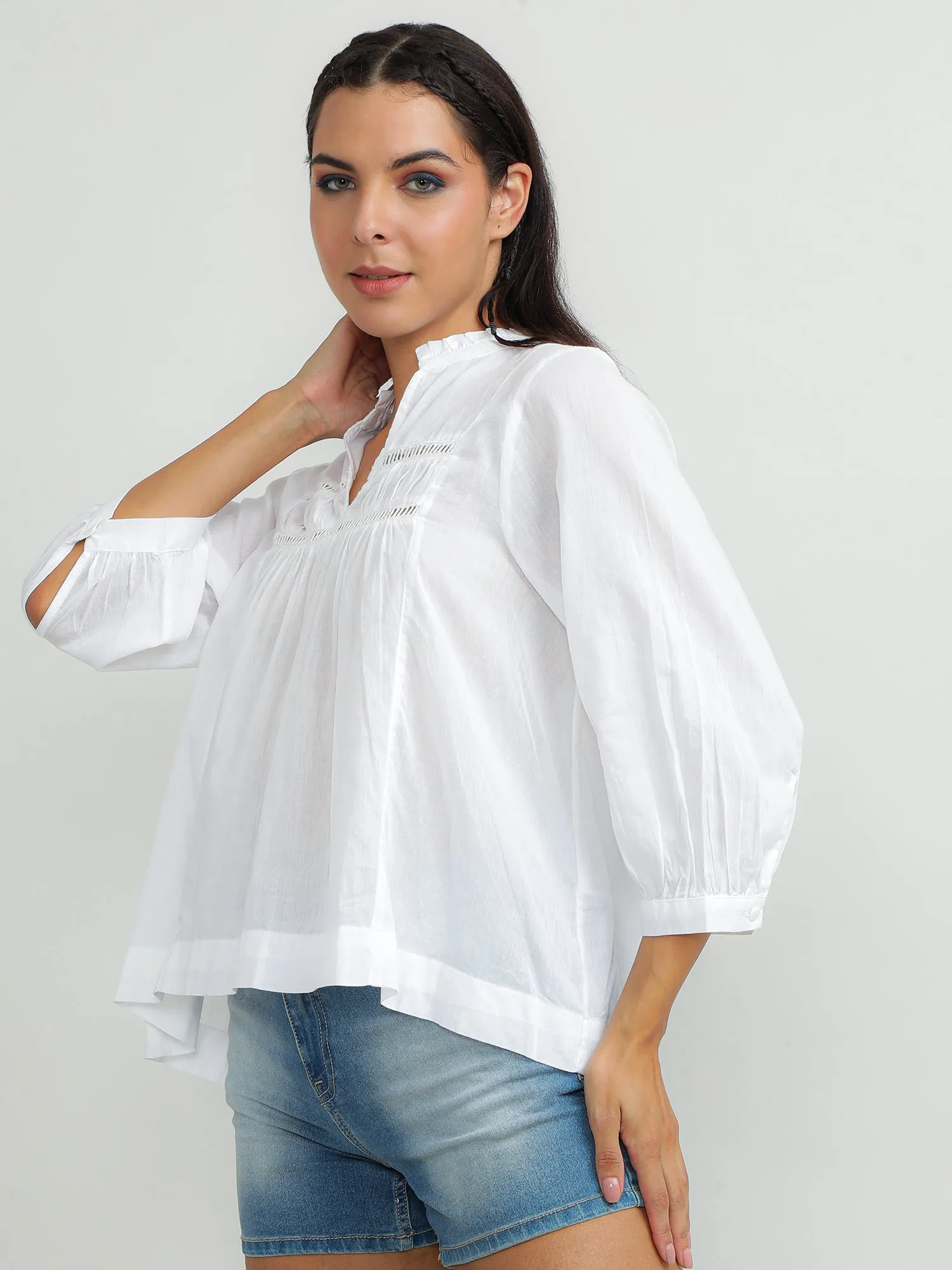 Women Cotton White Crisp Top